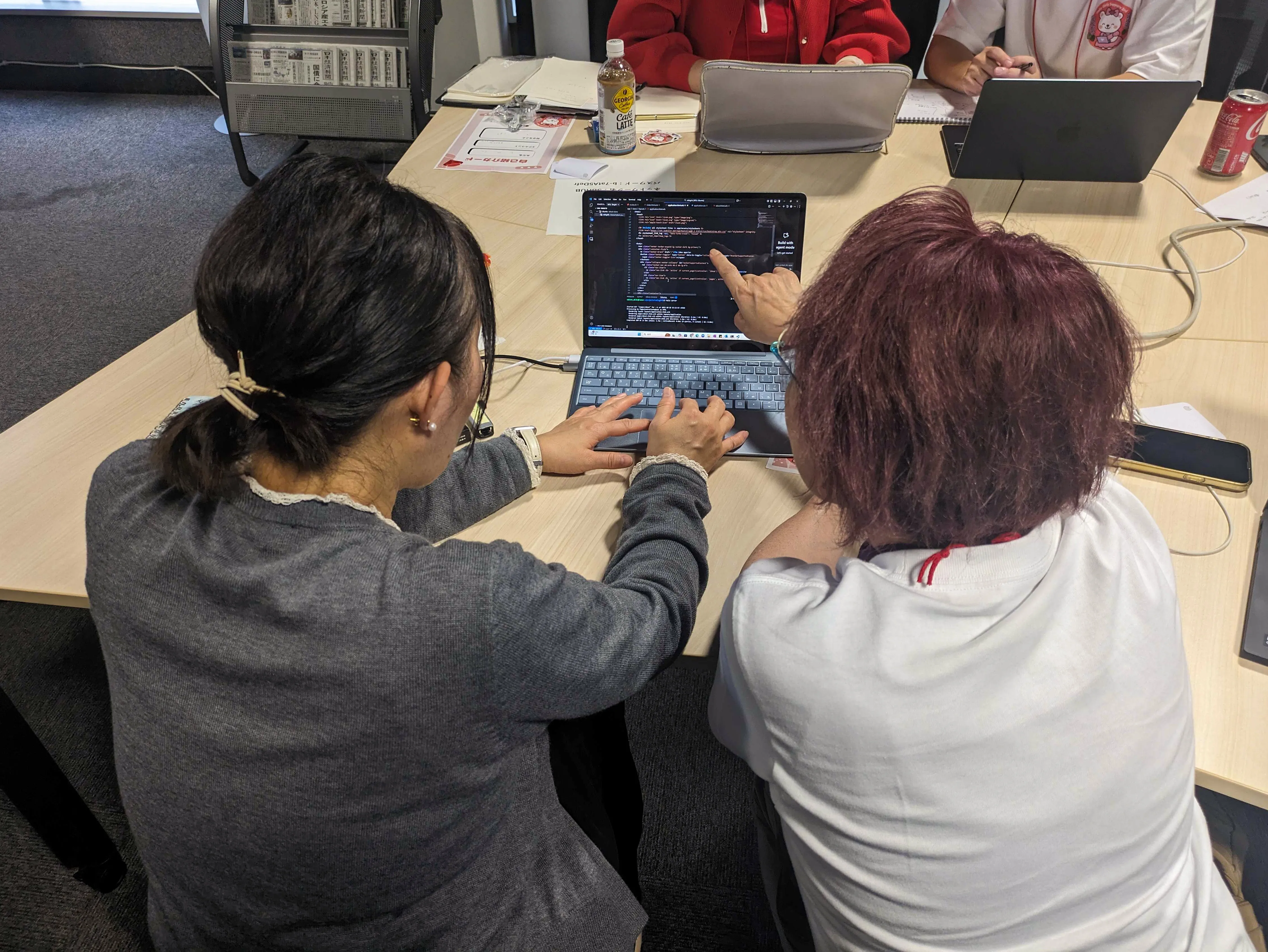 マンツーマンでのサポートの様子